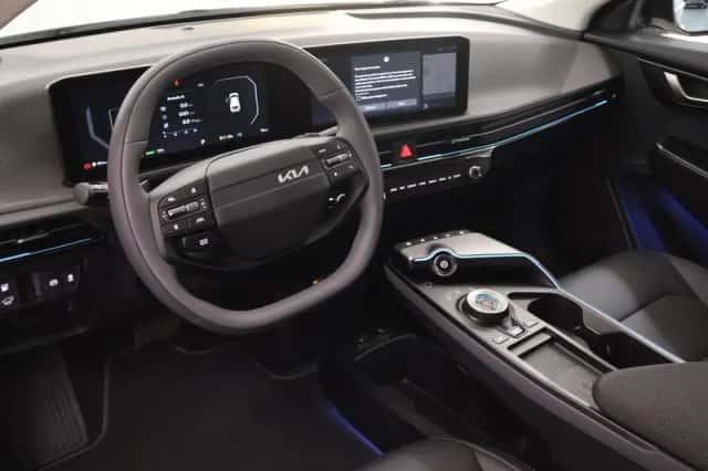 Kia EV6 (2026) thumbnail 7