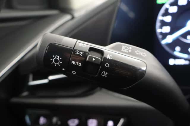 Kia Niro (2023) thumbnail 32