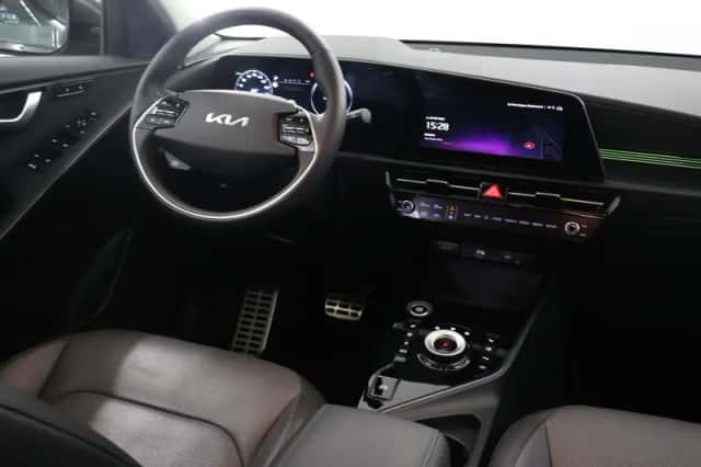 Kia Niro (2023) thumbnail 9