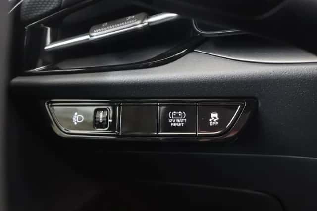 Kia Niro (2024) thumbnail 32