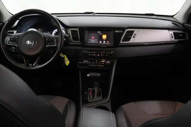Kia Niro (2019) thumbnail 8