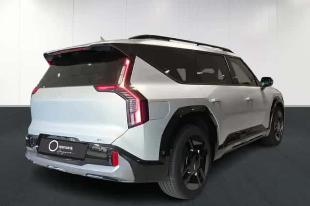 Kia EV9 (2026) thumbnail 2