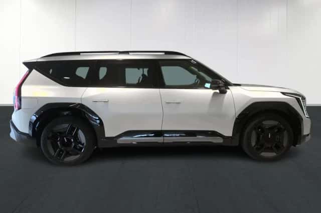 Kia EV9 (2026) thumbnail 6