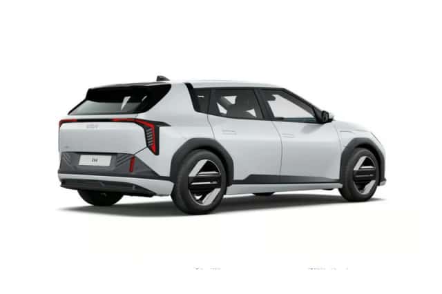 Kia EV4 (2026) thumbnail 3