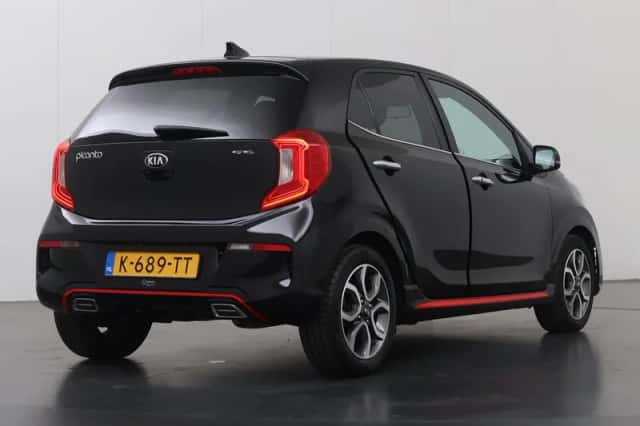 Kia Picanto (2021) thumbnail 2