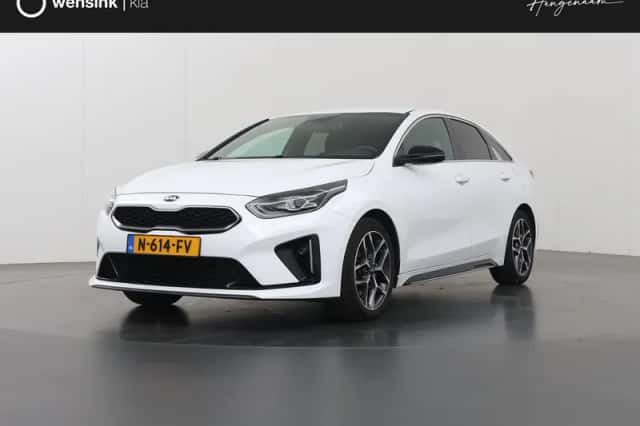 Kia Proceed (2021) thumbnail 1