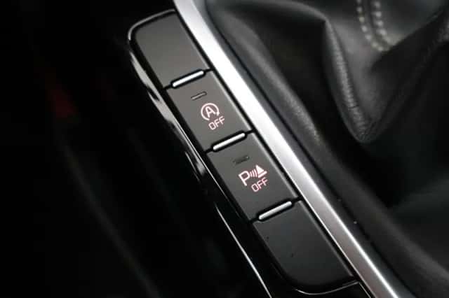 Kia Proceed (2021) thumbnail 25