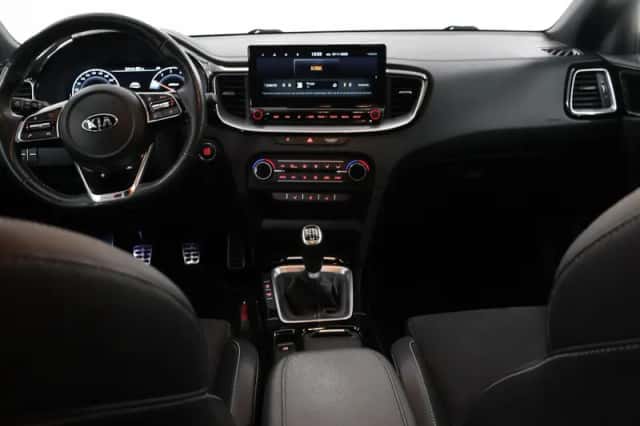 Kia Proceed (2021) thumbnail 8