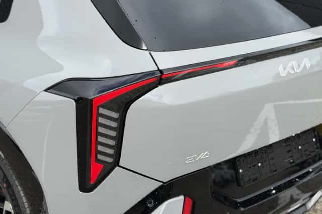 Kia EV4 (2025) thumbnail 4