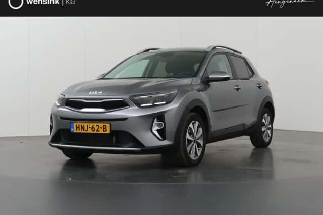 Kia Stonic (2025) thumbnail 1
