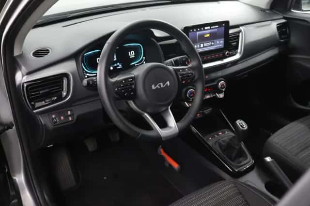 Kia Stonic (2025) thumbnail 7