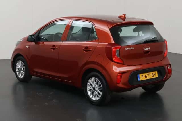 Kia Picanto (2022) thumbnail 22