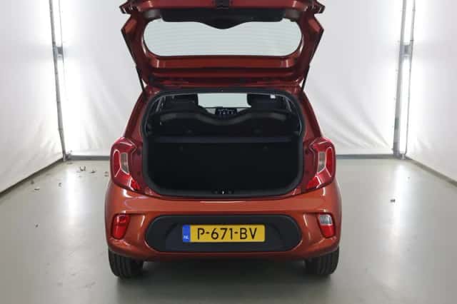 Kia Picanto (2022) thumbnail 27