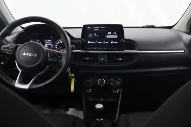 Kia Picanto (2022) thumbnail 8