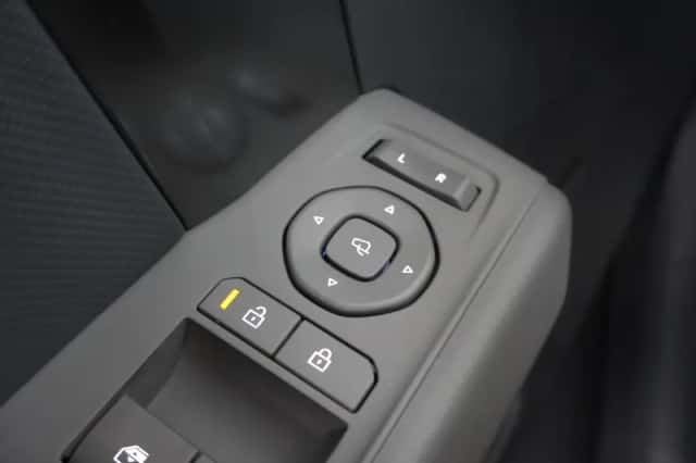 Kia EV3 (2025) thumbnail 37