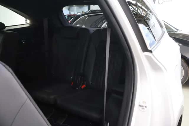 Kia Sorento (2023) thumbnail 12
