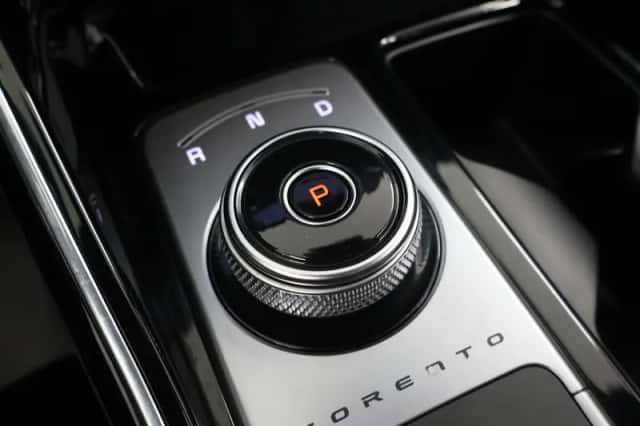 Kia Sorento (2023) thumbnail 20