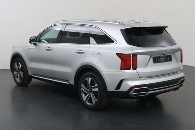 Kia Sorento (2023) thumbnail 22