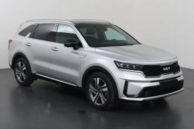 Kia Sorento (2023) thumbnail 23
