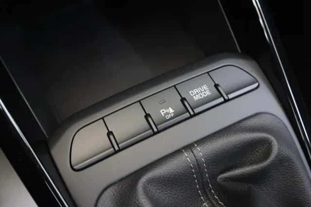 Kia Rio (2022) thumbnail 21