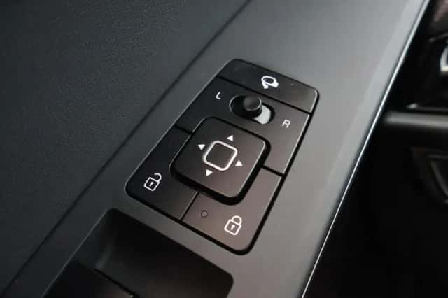Kia Niro EV (2025) thumbnail 33