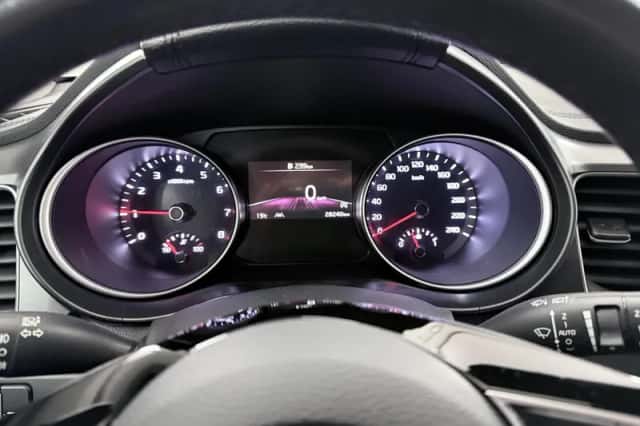 Kia Ceed (2022) thumbnail 12