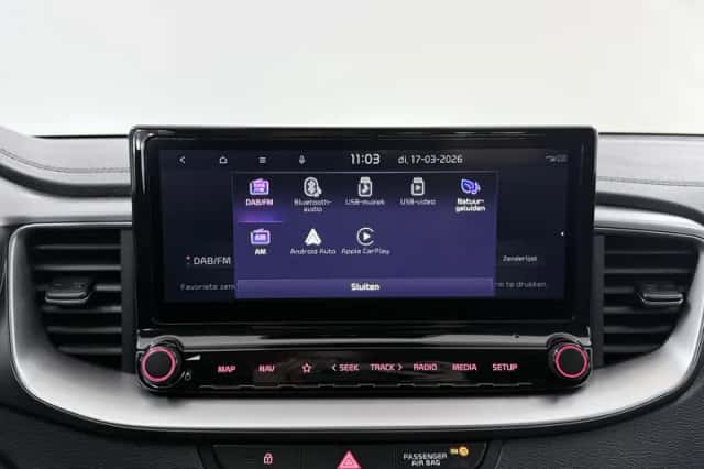 Kia Ceed (2022) thumbnail 16