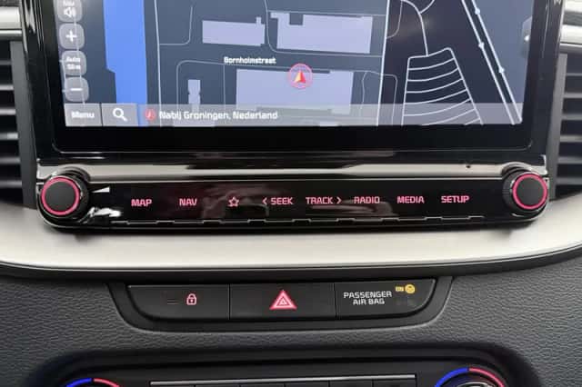 Kia Ceed (2022) thumbnail 18