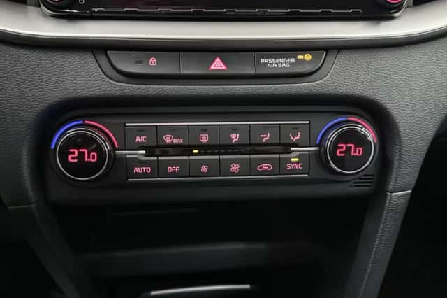 Kia Ceed (2022) thumbnail 19