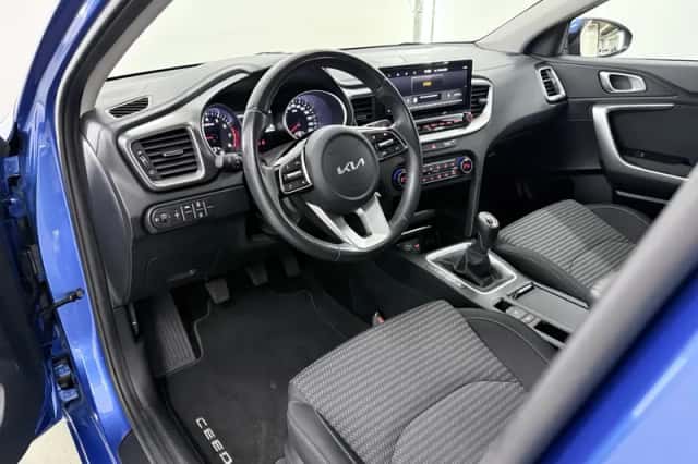 Kia Ceed (2022) thumbnail 7