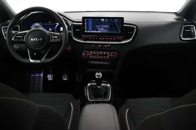 Kia XCeed (2024) thumbnail 8
