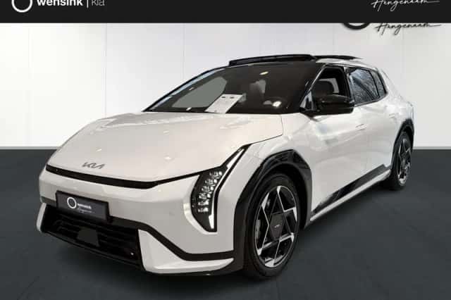 Kia EV4 (2026) thumbnail 1