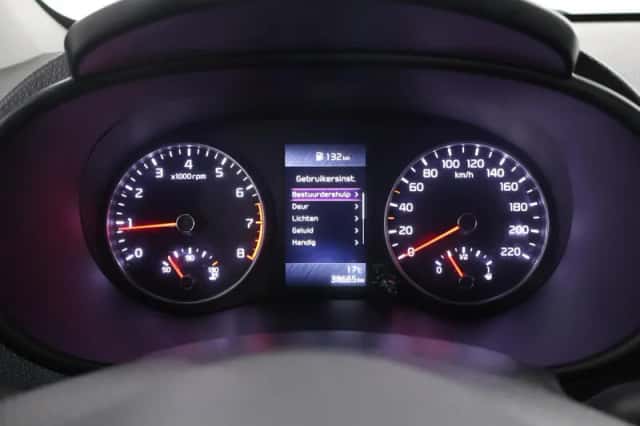 Kia Picanto (2021) thumbnail 12