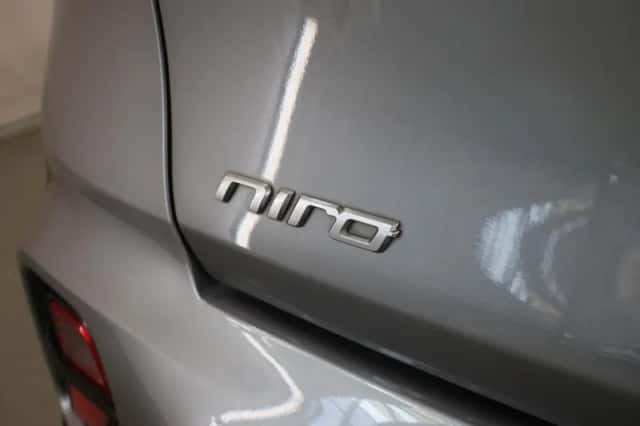 Kia Niro (2020) thumbnail 41
