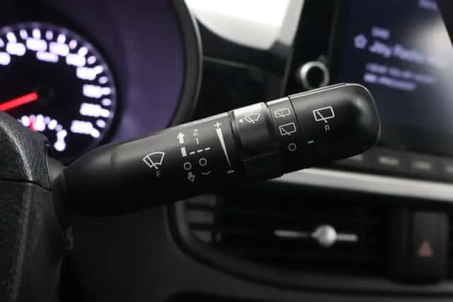 Kia Picanto (2021) thumbnail 21