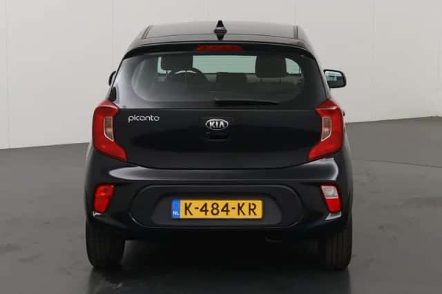Kia Picanto (2021) thumbnail 4