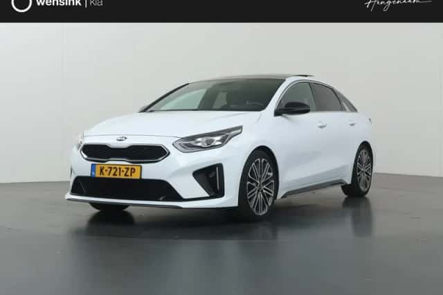 Kia Proceed (2021) thumbnail 1