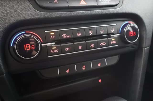 Kia Proceed (2021) thumbnail 21