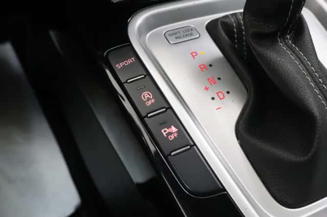 Kia Proceed (2021) thumbnail 24