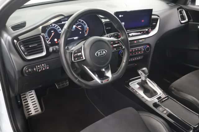 Kia Proceed (2021) thumbnail 7