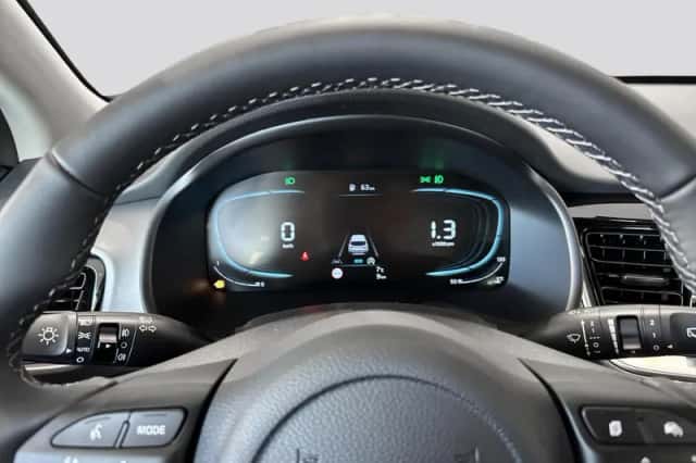 Kia Stonic (2025) thumbnail 11