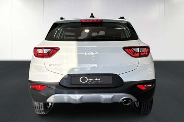 Kia Stonic (2025) thumbnail 4