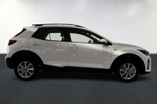 Kia Stonic (2025) thumbnail 6