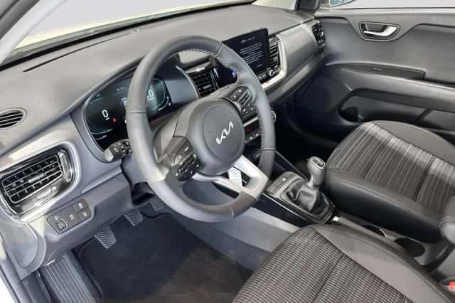 Kia Stonic (2025) thumbnail 7