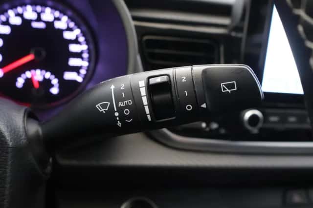 Kia Rio (2021) thumbnail 28