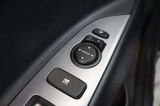 Kia Rio (2021) thumbnail 33