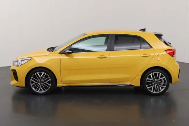 Kia Rio (2021) thumbnail 5