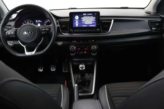 Kia Rio (2021) thumbnail 8