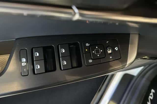 Kia EV6 (2025) thumbnail 24