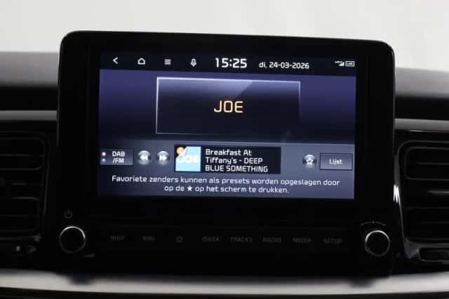 Kia Stonic (2021) thumbnail 15